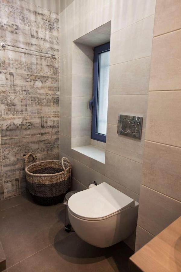 Pagrati Hilton Location Bentzi Family Suite 5 Athens Luaran gambar