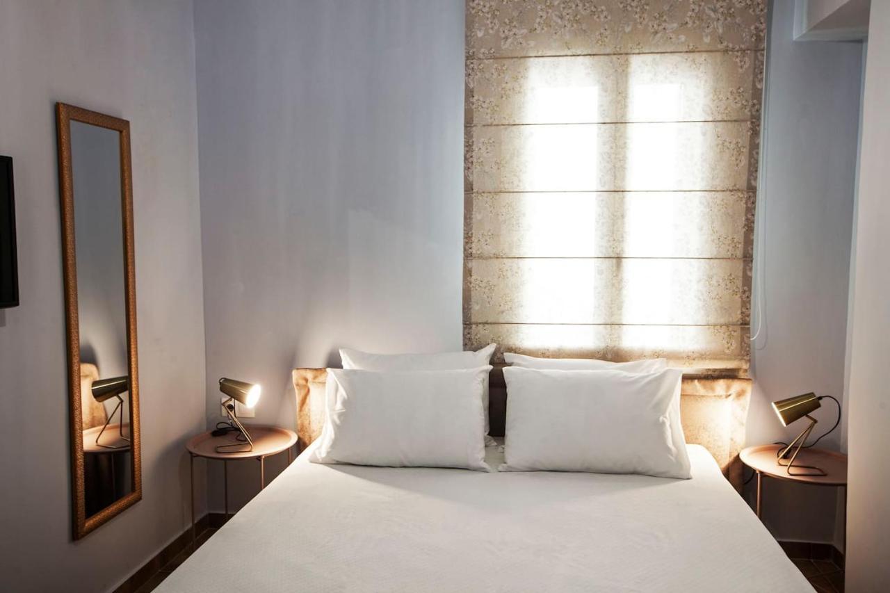 Pagrati Hilton Location Bentzi Family Suite 5 Athens Luaran gambar