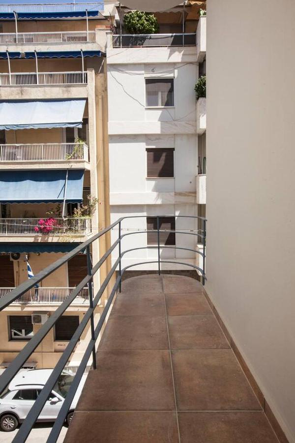 Pagrati Hilton Location Bentzi Family Suite 5 Athens Luaran gambar